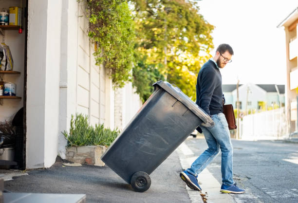 Best Junk Hauling Services  in St Robert, MO
